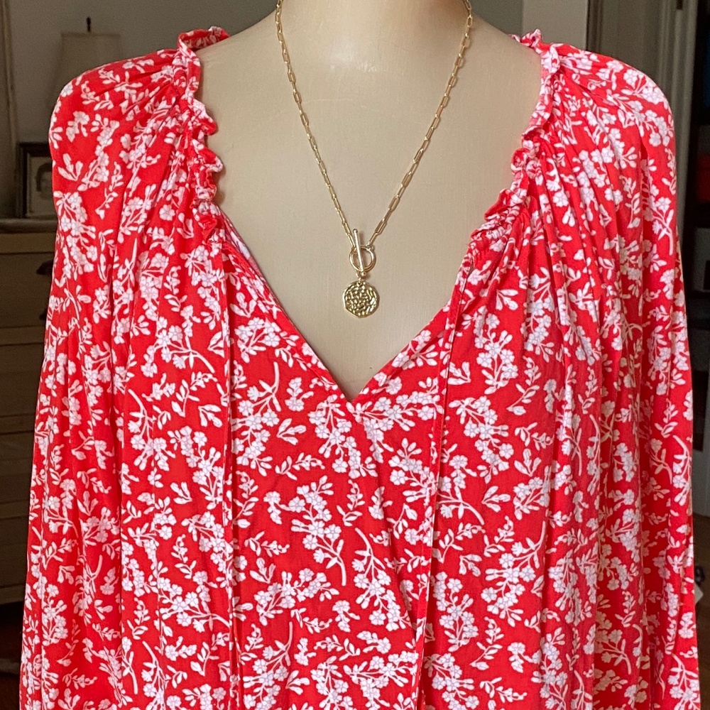 LOFT Red & White Floral V-Neck Blouse